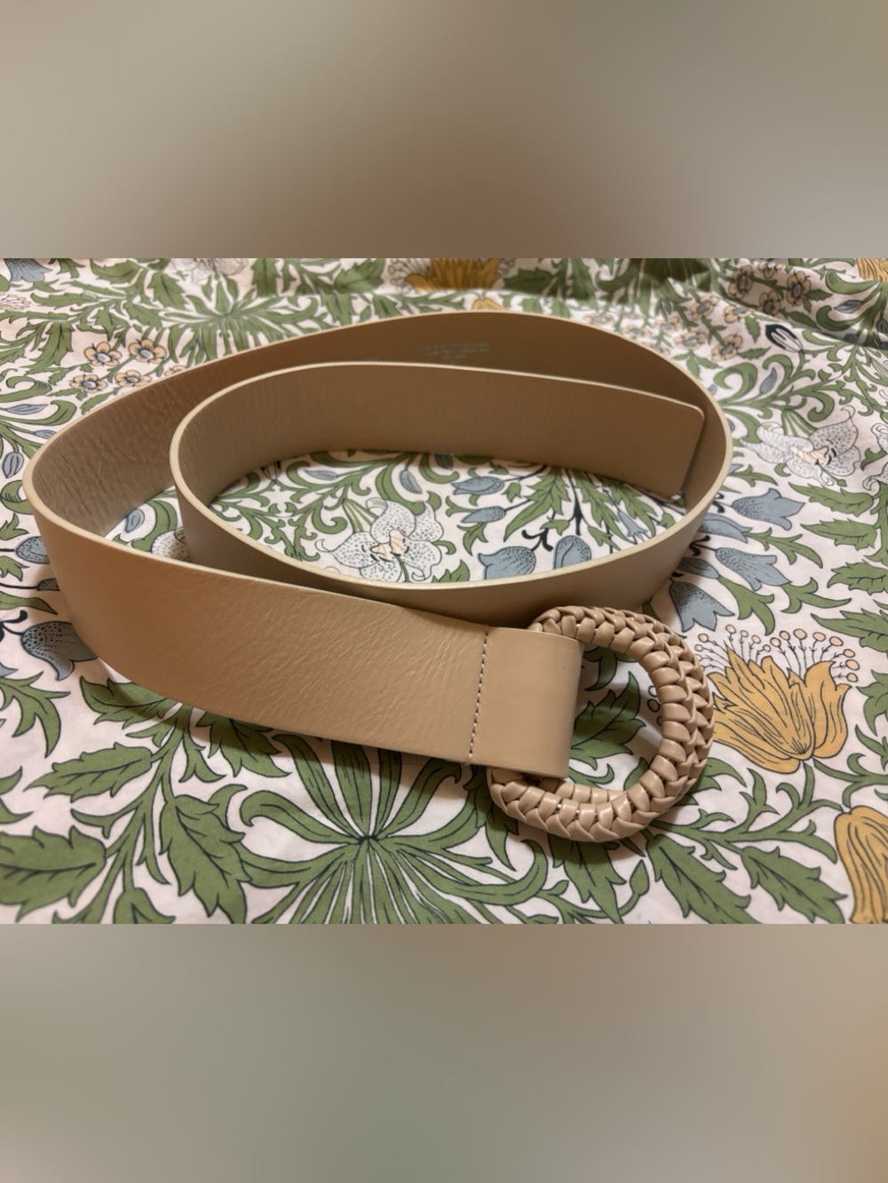 Beige Leather Belt Box